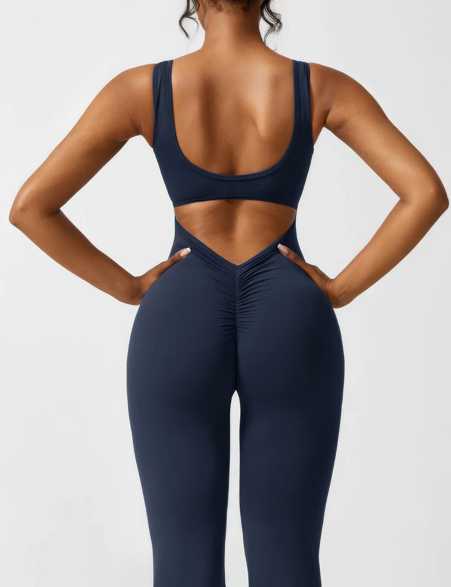 DEMI | V-BACK JUMPSUIT